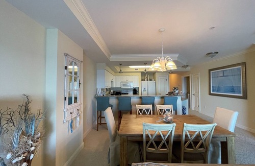 Indian Beach Condo | NC Crystal Coast Relaxation & Fun at the Ocean, Sound, & Pool Nautical Club 509
