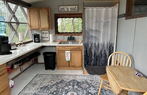 Healy Cabin | nDenali Haven: A Cosy Alaskan Retreat near Denali NP