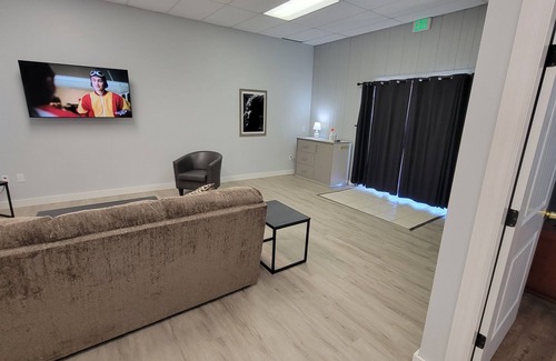 Tell City Apartment | nDowntown Tell City Ground floor 1 Bed 1 Bath Wifi 30 minutes to Holiday World