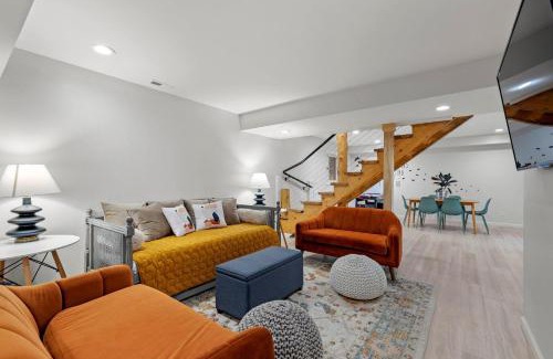 Fletcher House | Near Biltmore, Hiking, Breweries W Game Room