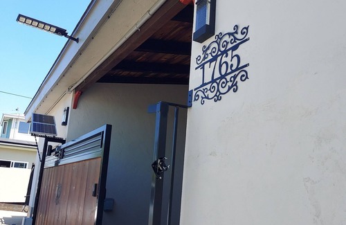 Ridgeview - Webster House | Near downtown. Building with AC and WiFi in cool San Diego