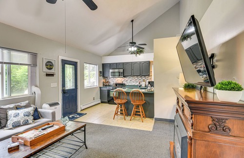 East Greenwich Cottage | Near Golf & Beaches: East Greenwich Cottage!
