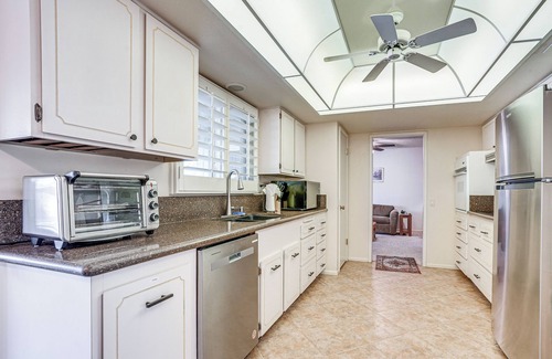 Sun City West House | Near Golf & Spring Training: Sun City West Retreat