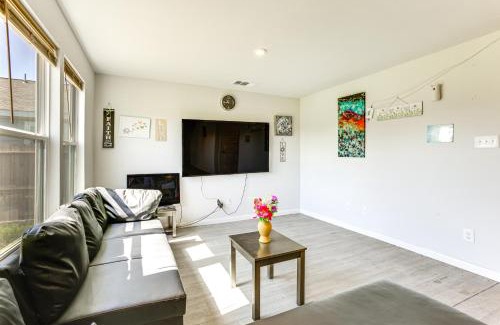 New Caney House | Near Hiking and Fishing Airy Retreat in Cleveland!