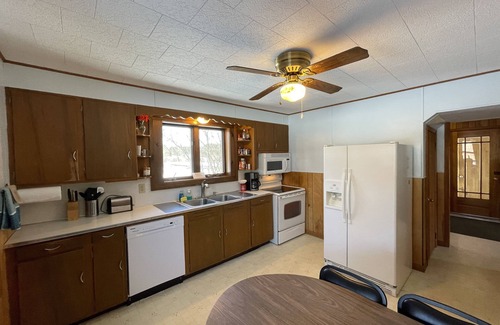 Hurley House | Near Hurley, On the Trail, Large Parking Area, Dog Friendly -The Cary Mine House