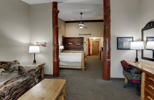 Johnston Hotel | Near I-35 Expanded King w/Whirlpool Cottage, Stoney Creek Des Moines | 2 Units