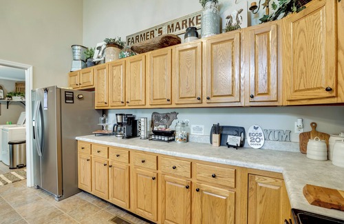 Mill Springs House | Near Lake Cumberland: Monticello Home w/Gazebo!