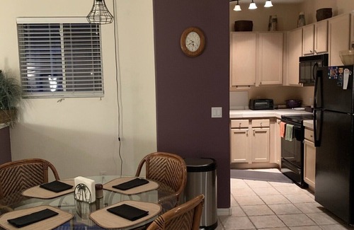 Superstition Springs Condo | Near lots of restaurants ,shopping and on superstition springs golf couse
