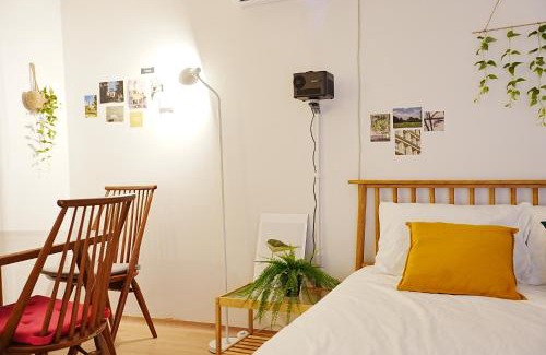 Jamsil-dong Apartment | Near Lotte World, KSPO DOME, COEX, Olympic Park, 2 Rooms, 2 Queen beds, 1 super single bed, 5 people