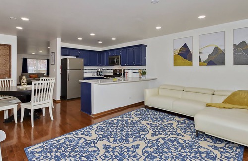 Round Lake Beach House | Near Naval Base! Modern Ranch Getaway w. Pool Table, Netflix, Games, Desks!
