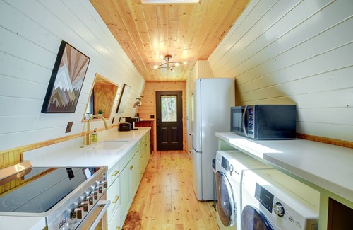 Groom Creek Cabin | Near Prescott Nat'l Forest: 'The Hygge Hideaway'