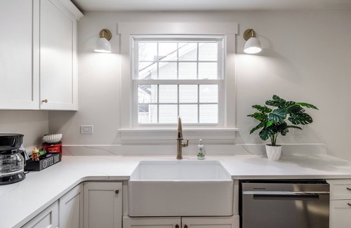 Highland Park House | Near Ravinia and Navy Base, charming 3-bedroom house in peaceful Highland Park