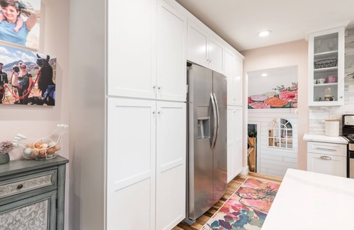 Morse Park House | Near Redrocks and Downtown - Urban Farm and Garden Cottage