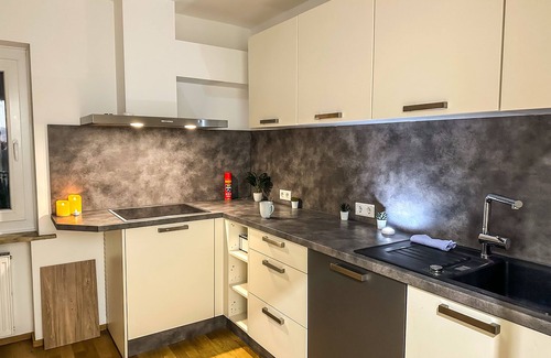 Nittendorf Condo | Near Regensburg: Balcony | 3 r | kitchen | fireplace | parking | Nintendo Switch