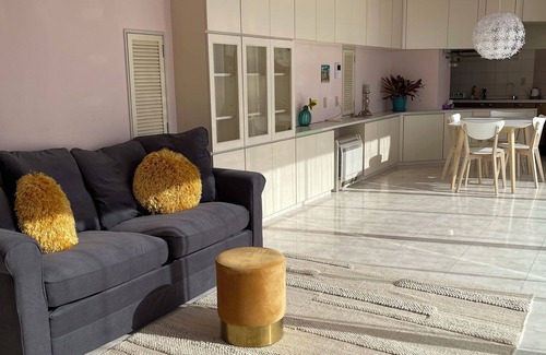 Setagaya Apartment | Near Shibuya but Quiet Area (2-p0) T/B shared