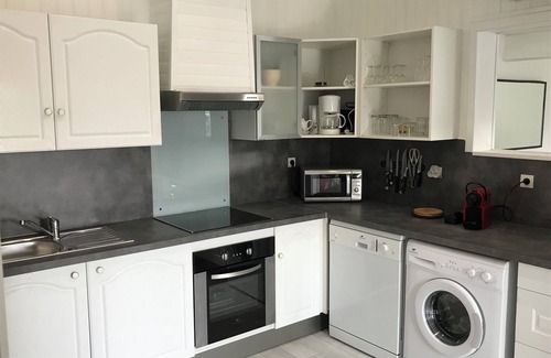 Grayan-Et-L'Hopital House | Near Soulac/sea air-conditioned house for 6, indoor swimming pool, jacuzzi