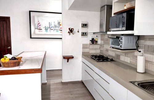Zama House | Near the beach, 5BRvilla, private pool, rooftop,10 ppl, security, in AldeaZama.