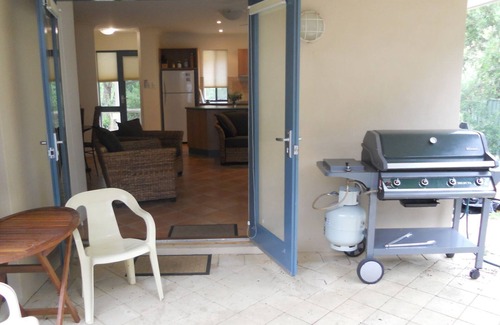 Dawesville House | Near the beach, estuary, walks and golf course. Pet friendly