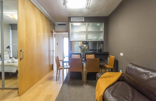 el Fort Pienc Apartment | Near the Picasso Museum with pool 3 rooms 8 pax - free WiFi