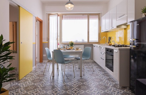Martinsicuro Apartment | NEAR THE SEA WITH TERRACE AND PARKING SPACE