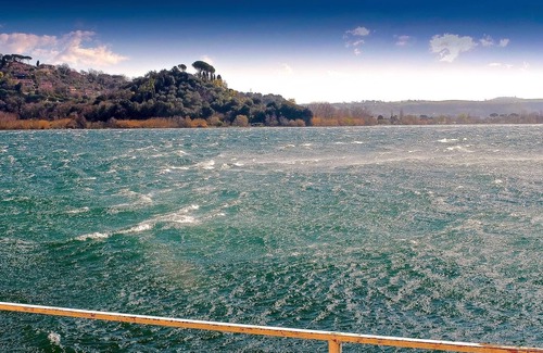 Lake Bracciano Apartment | Near the square on the lake in the Bracciano Martignano Regional Natural Park