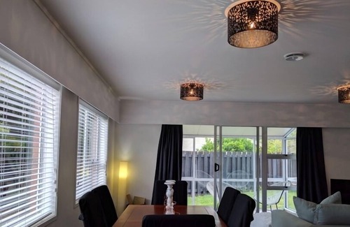 Orewa House | Need a beach get away close to Auckland?