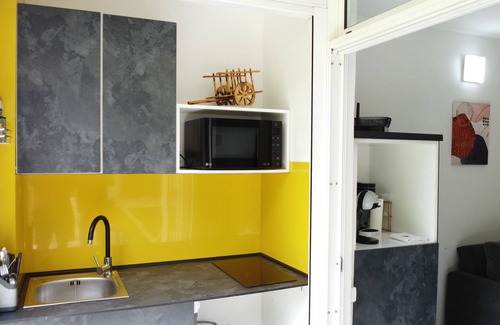 Grand-Bourg Condo | Need a very romantic break ? Welcome to The Kanmpo !