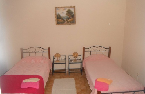 Murca Hotel | Nefama Pensao - Bedroom II