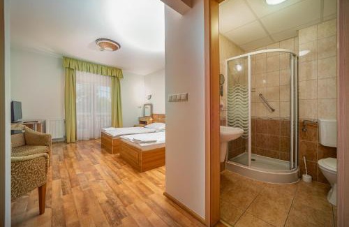 Zsorifurdo Hotel | Nefelejcs Hotel