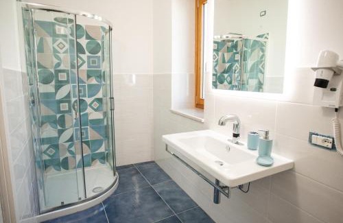 San Lazzaro House | Nel blu dipinto di blu