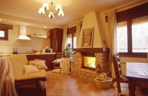 Villalba de la Sierra Cottage | Nelia Rural Houses for 6 people