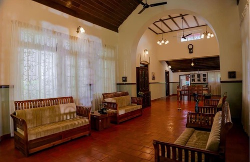 Kedavur House | Nellari Heritage Bungalow