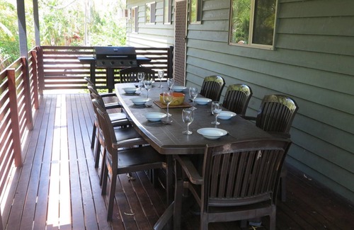 Nelly Bay House | Nelly Bay 47 - Leafy island oasis next to the National Park and 500m to the water's edge