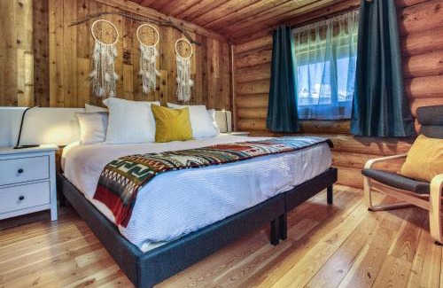 Nemaiah Valley Cabin | Nemiah Valley Lodge