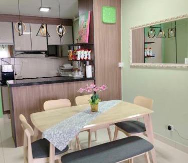 Shah Alam Apartment | Nena Homestay Setia Alam, Air Conditioned, High Speed Internet