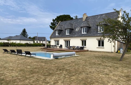 Saint-Cast-le-Guildo House | Neo-Breton House with Pool and WIFI in a Quiet Neighborhood. Sleeps 12.
