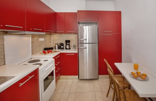 Plaka Apartment | Neoclassical Apartment near Syntagma - Plaka by GHH