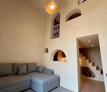 Byblos House | Neoli