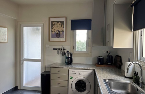 Egkomi Apartment | Neomai Nicosia - spacious flat w/balcony near university