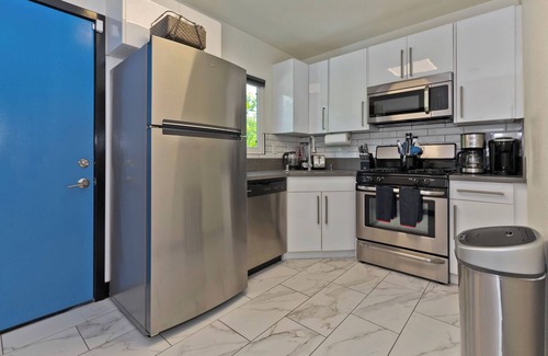 Racquet Club West Apartment | Neon Oasis Number 2