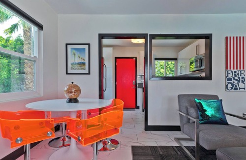 Racquet Club West House | NEON OASIS PS, Fire Coral #1