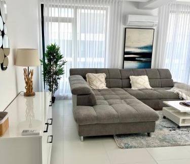 Jupiter Apartment | Neptun Velvet Residence