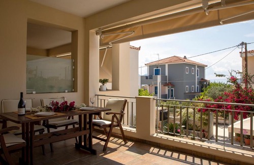 Perdhika Apartment | Nest Aegina Apartments