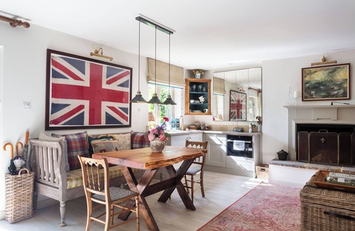 Pulborough House | Nest Cottage, an idyllic one bedroom cottage