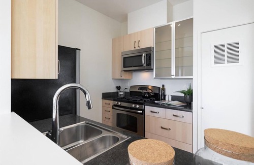 Potrero Hill Apartment | Nest in Potrero Hill, Modern Comfort, Central