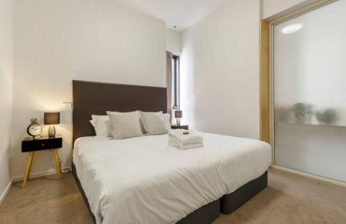 Melbourne Central Business District Apartment | Nest on Bourke☆SPA☆LARGE 60SQM!☆Chinatown☆Free tram☆