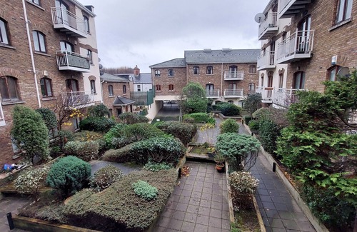 The Liberties Apartment | Nestled Away 2BD - 500Mtrs to Guinness Storehouse