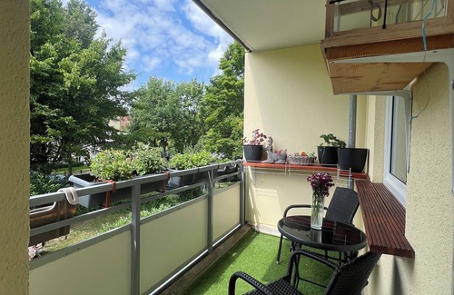 Fallersleben Apartment | Nestly.home55 Central & Modern