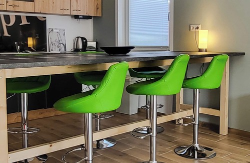 Suedwest House | Neu Gebautes Ferienhaus mit Terrasse - Nähe Auwald und Cospudener See