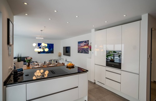 Leverkusen Apartment | NEU Luxuswohnung in Waldrandlage Nähe Köln Messe!